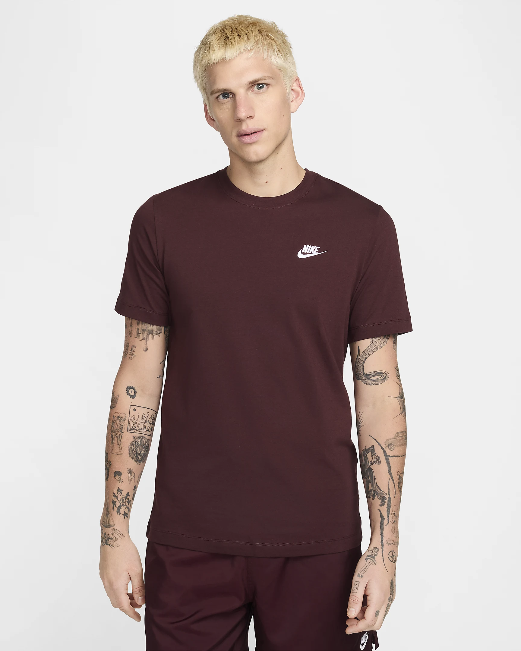 Nike Sportswear Club....